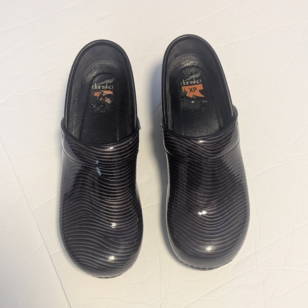 Dansko Xp Stripe Clog Patent Zebra Waves Scandi G… - image 3